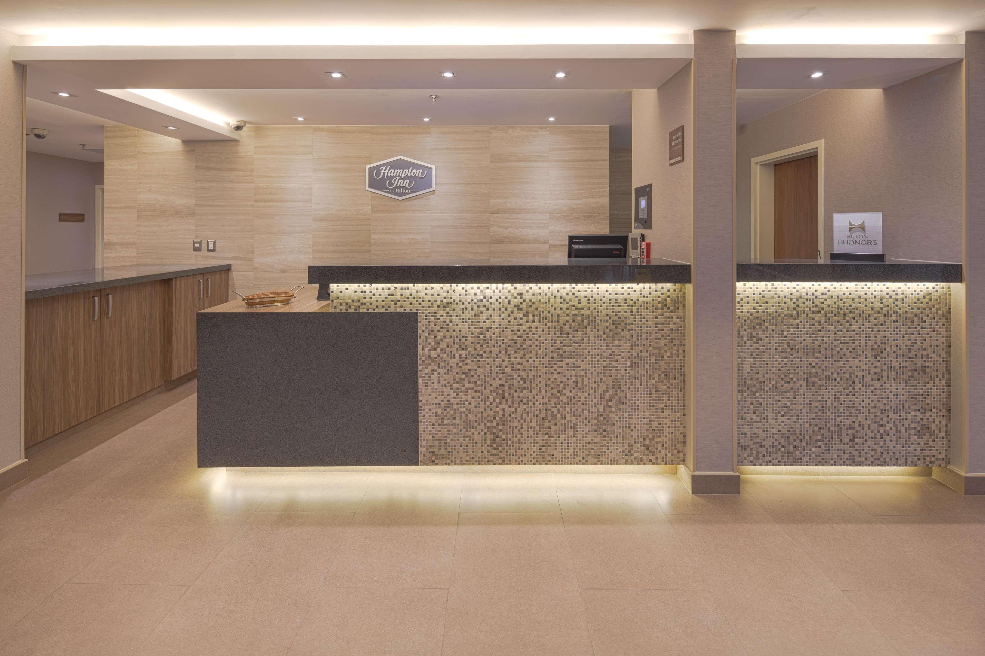 Hampton By Hilton Monterrey Galerias Obispado Exterior photo