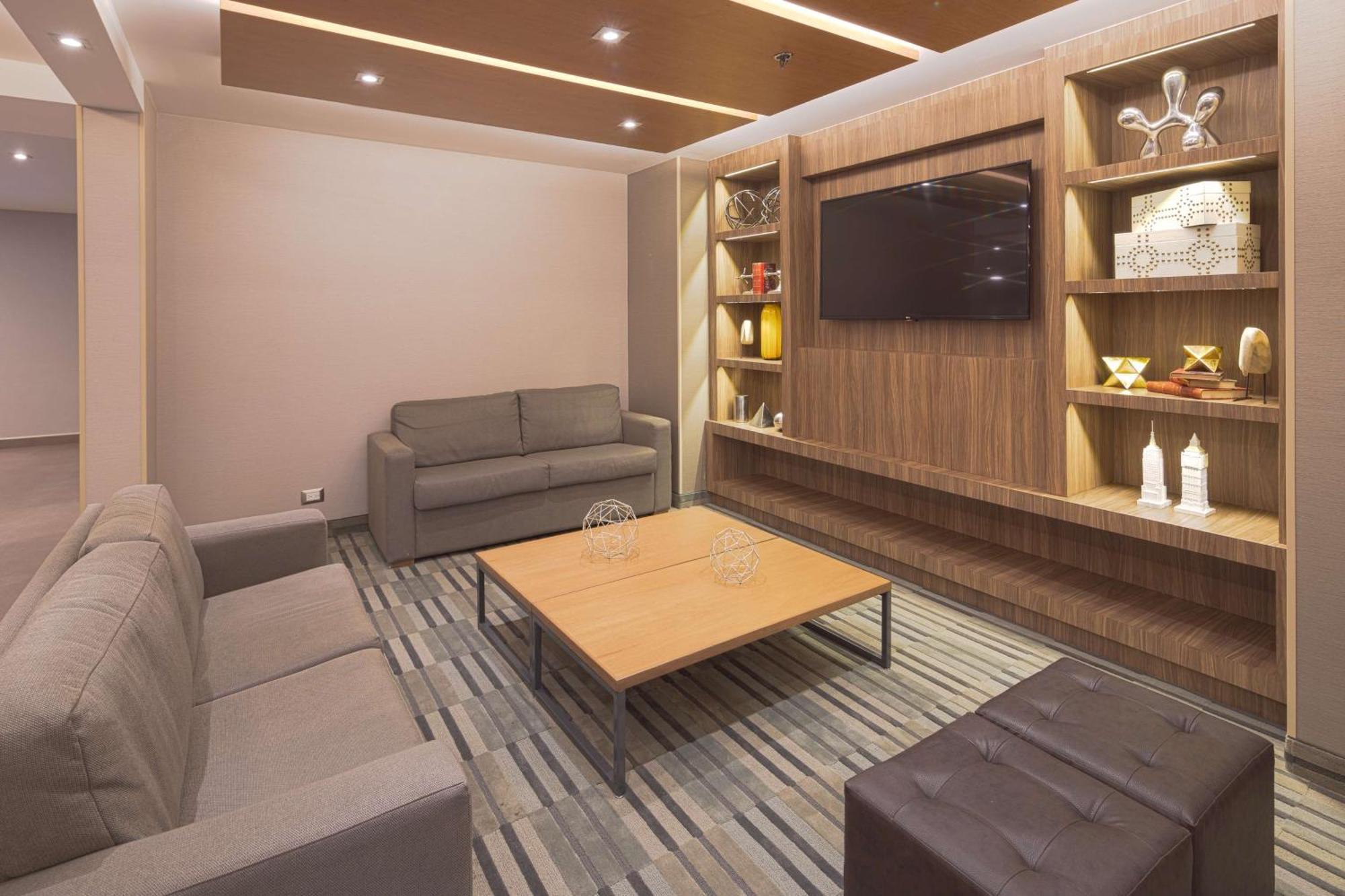 Hampton By Hilton Monterrey Galerias Obispado Exterior photo