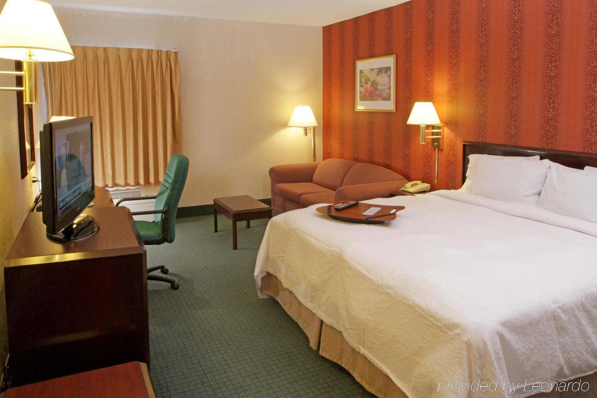 Hampton By Hilton Monterrey Galerias Obispado Exterior photo