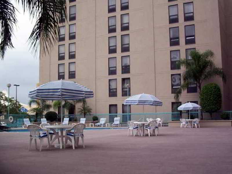 Hampton By Hilton Monterrey Galerias Obispado Exterior photo